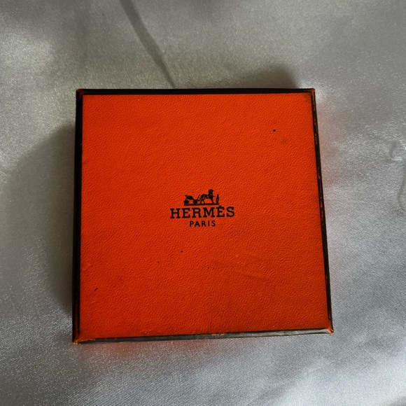 Hermes Clic H Bracelet - Picture 4 of 9